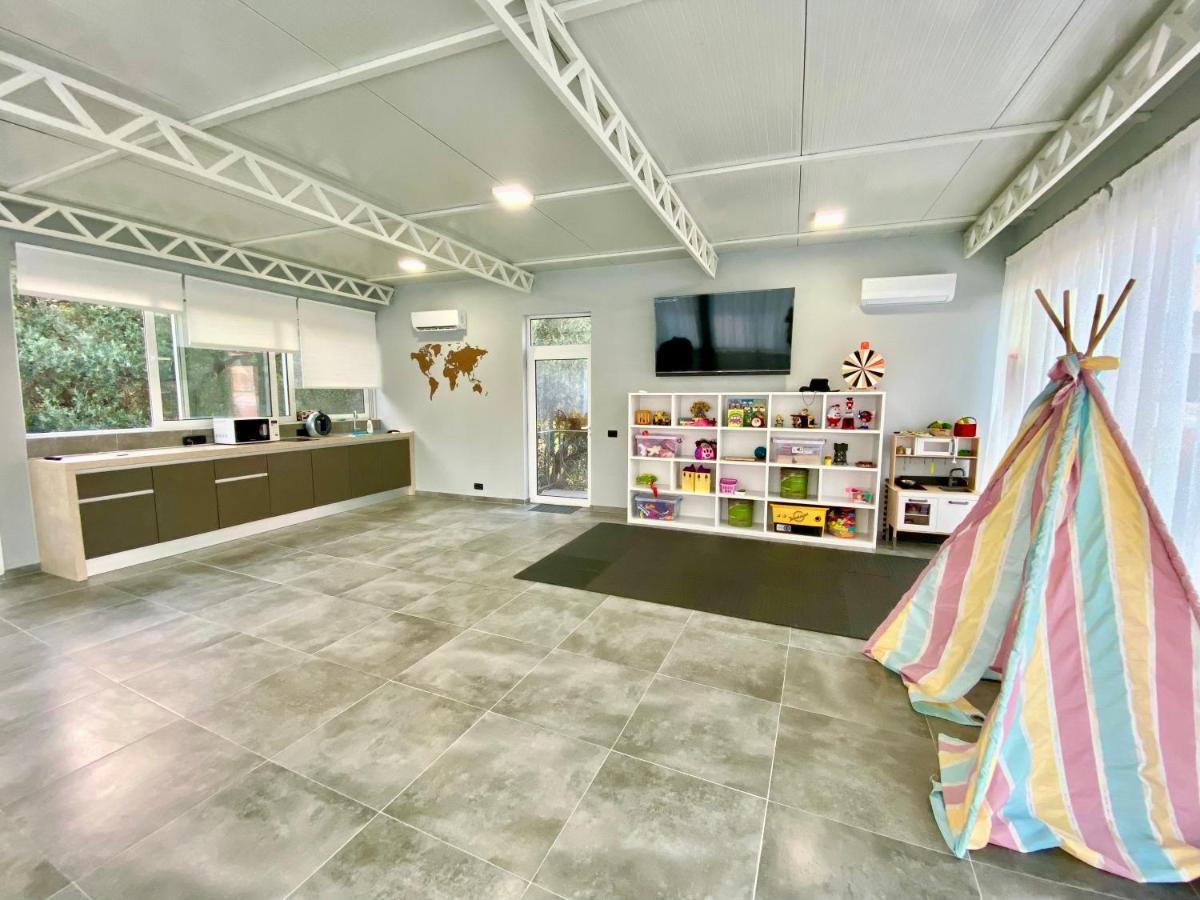 Petrovac Villa Dolphin Apartments מראה חיצוני תמונה