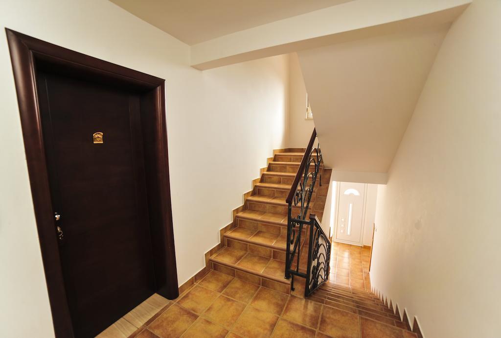 Petrovac Villa Dolphin Apartments מראה חיצוני תמונה