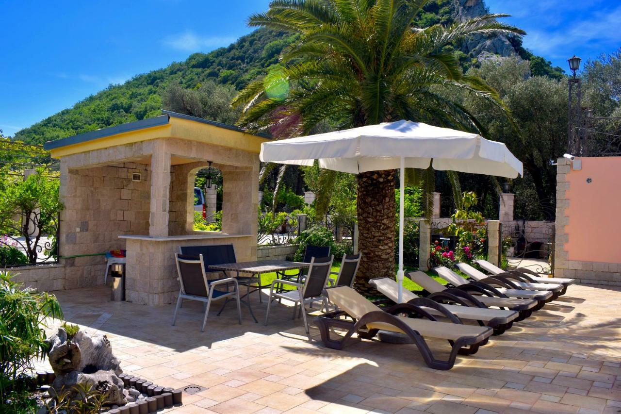 Petrovac Villa Dolphin Apartments מראה חיצוני תמונה